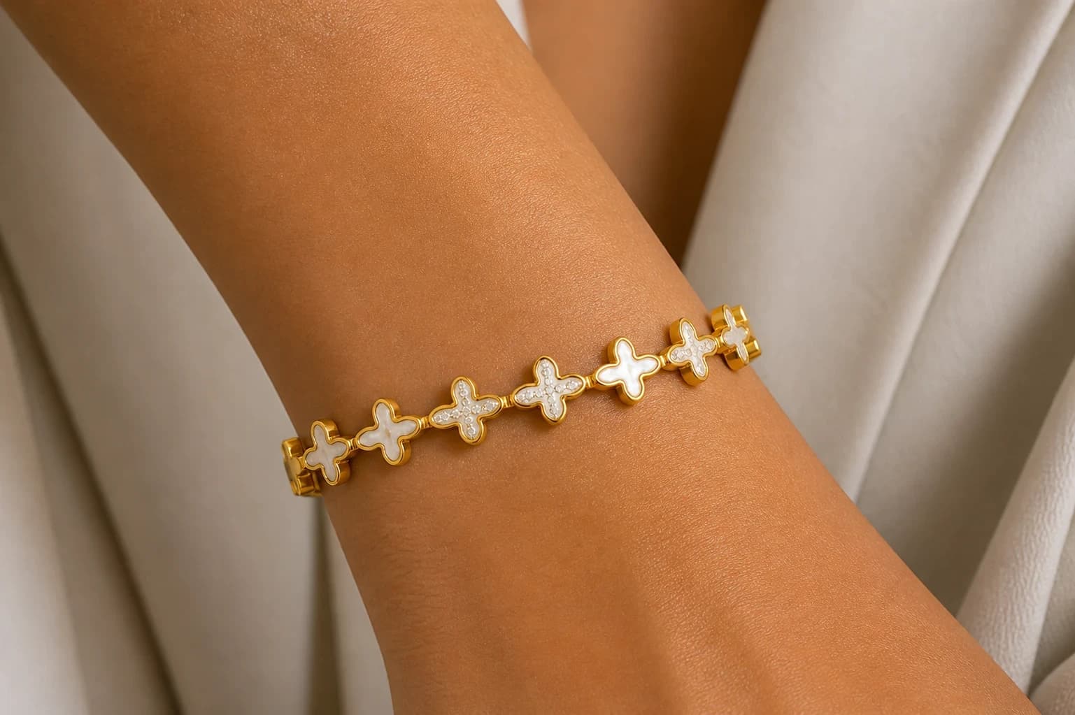 Bracelete Borboleta Lumière Aço