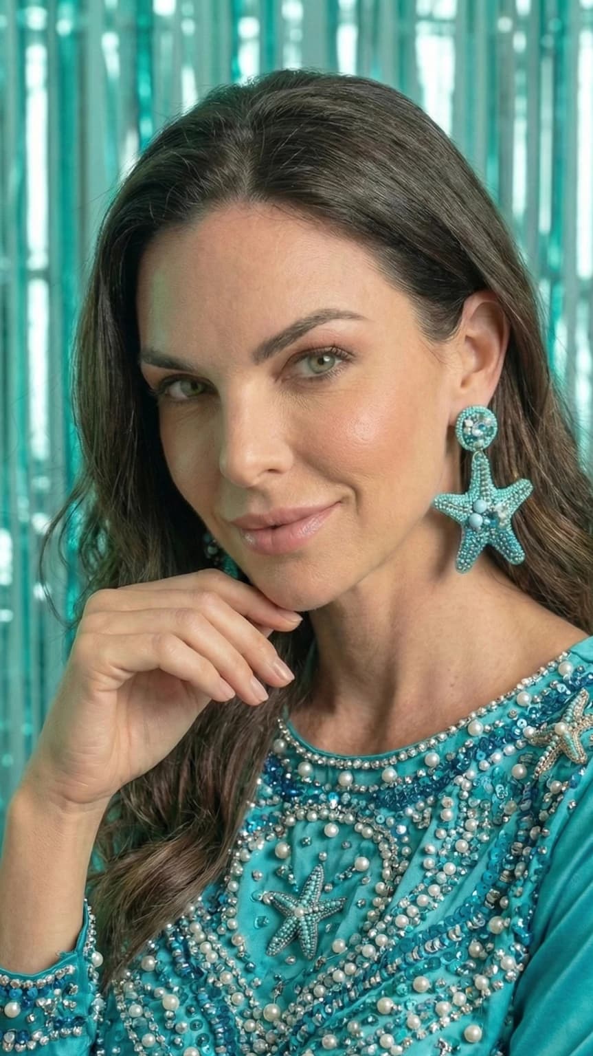 Brinco Estrela-do-mar Bordado Azul Com Pedrarias